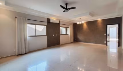 Casa para venda em condominio 3 quartos 4 banheiros