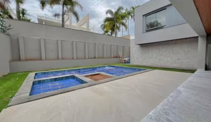 Alphaville Ipê maravilhoso sobrado 4 suítes novo alto padrão