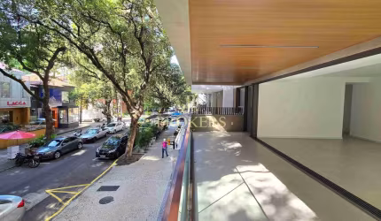 Apartamento Garden à venda na Rua Nascimento Silva, Ipanema! Varandão gourmet, sala em 2 ambientes,