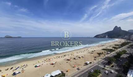 Flat à venda, Ipanema, Varanda vista mar, sala, 2 quartos sendo 1 suíte, 1 banheiro social - 82 m²