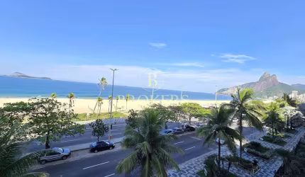 Apartamento à venda, Ipanema, Vista mar, hall de entrada, salão, 3 quartos sendo 3 suítes, copa coz