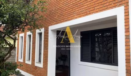 Casa com 5 quartos à venda na Rua Pedro Angela, 755, Vila Nova Botucatu, Botucatu por R$ 750.000