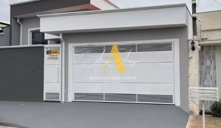 Casa com 3 quartos à venda na Geraldo Tancler, 35, Residencial Vila Di Capri, Botucatu por R$ 550.000