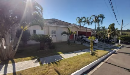 casa térrea em condomínio fechado