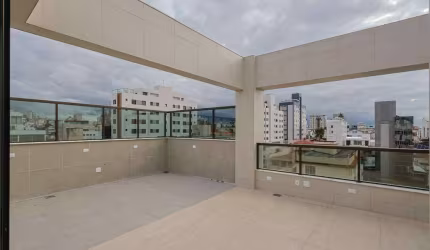 Cobertura de 4 quartos no Prado, pronta para morar!
