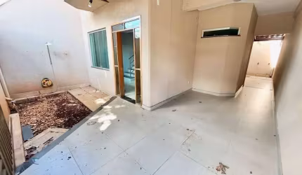 Casa Geminada para Venda em Belo Horizonte, Santa Terezinha, 2 dormitórios, 1 suíte, 2 banheiros, 1 vaga