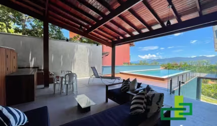 Venda e Temporada | Luxuosa Casa no Condomínio Recanto da Lagoinha Ubatuba.