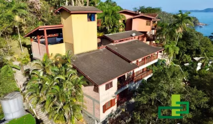 Venda | Linda Casa na Praia Domingas Dias em Ubatuba.