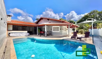 VENDA | LINDA CASA DE ESQUINA NO MAR VERDE.