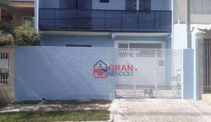 Sobrado a venda em Curitiba - PR.