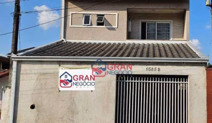 Triplex semi mobiliado à venda no Xaxim - Curitiba.