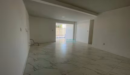 Apartamento à venda, 76 m² por R$ 490.000,00 - Gravatá - Navegantes/SC