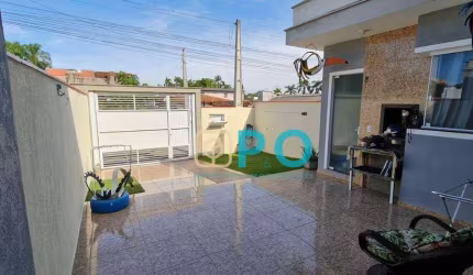 Casa com 3 dormitórios à venda no Centro, em Balneário Piçarras/SC