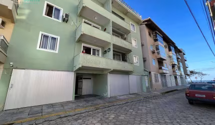 Apartamento à venda, 74 m² por R$ 615.000,00 - Gravatá - Navegantes/SC