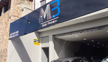 Espaço comercial situado no centro do Itaim Paulista, ótima estrutura. 