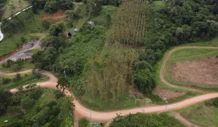 Sítio em excelente localização em Rio dos Cedros