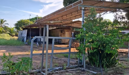 AREA EM JACARAIPE.
