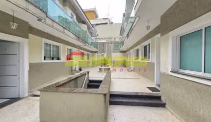 Casa condomínio 120m² na Vila Mazzei por R$ 550.000,00 para venda e R$ 4.500,00 para locação
