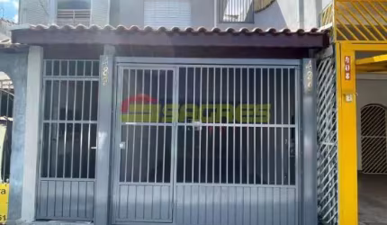 Apartamento 45m² na Vila Guiherme por R$ 1.800,00