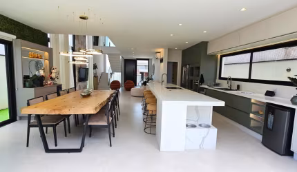 Casa de Condomínio com 4 Quartos à venda, 268m² - Lot. Reserva Ermida II