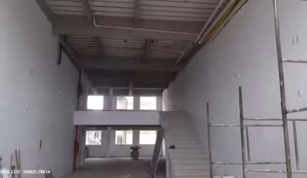 Comercial para Venda em Volta Redonda / RJ no bairro Monte Castelo