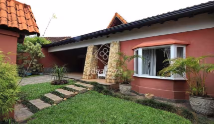 Casa para Venda em Volta Redonda / RJ no bairro Jardim Europa