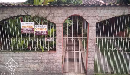 Casa para Venda em Volta Redonda / RJ no bairro Conforto