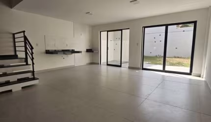 Casa para Venda em Volta Redonda / RJ no bairro Jardim Primavera