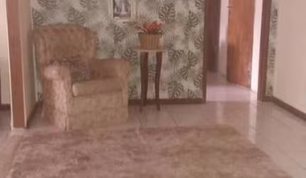 Casa para Venda em Barra Mansa / RJ no bairro Colônia Santo Antonio