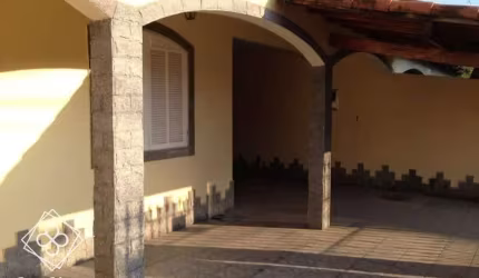 Casa para Venda em Volta Redonda / RJ no bairro São Luís