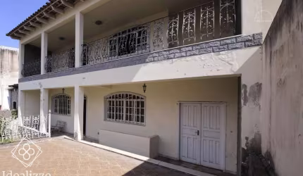 Casa para Venda em Volta Redonda / RJ no bairro Vila Santa Cecília