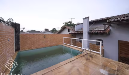 Casa para Venda em Volta Redonda / RJ no bairro Vila Santa Cecília