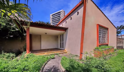 Casa para Venda em Volta Redonda / RJ no bairro Bela Vista