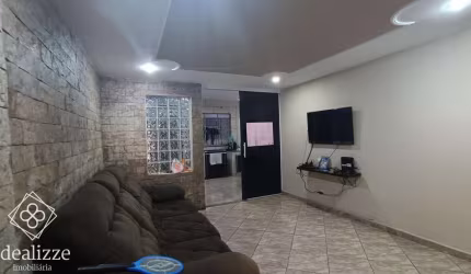 Casa para Venda em Volta Redonda / RJ no bairro Vila Mury