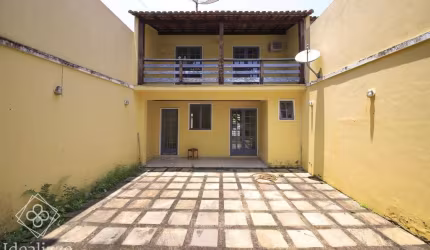 Casa para Venda em Volta Redonda / RJ no bairro Jardim Belvedere