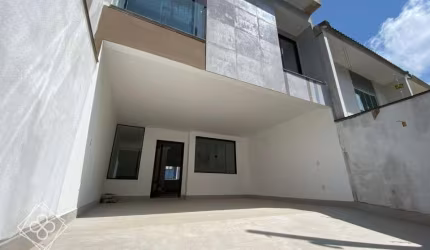 Casa para Venda em Volta Redonda / RJ no bairro Jardim Belvedere