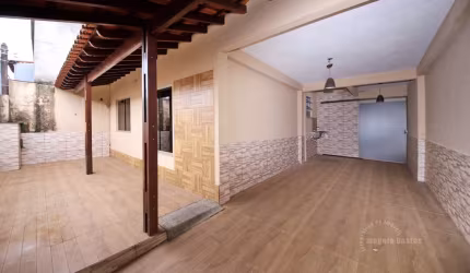 Casa para Venda em Volta Redonda / RJ no bairro Volta Grande