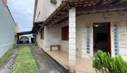 Casa para Venda no bairro Village Santa Helena