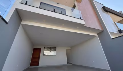 Casa Nova com 3 Suítes, Area Gourmet e 2 Vagas – Bougainville, Volta Redonda/RJ