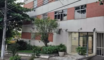 Vende-se apartamento em Bairro Jardim Amália I - Volta Redonda