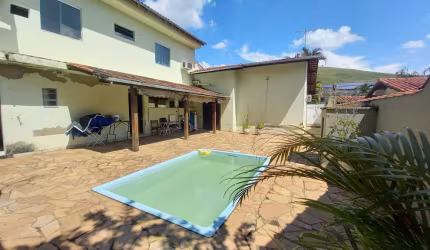 Casa de 4 quartos em Volta Redonda / RJ no bairro Vale da Colina