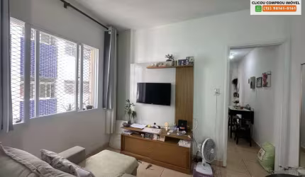 Vendo sala living  quadra mar !!!! José menino