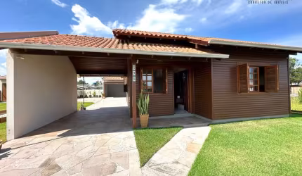Casa com 2 terrenos no bairro Rondinha