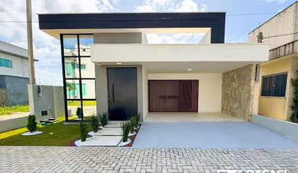 Casa com 3 quartos em condomínio fechado - Ecoville I