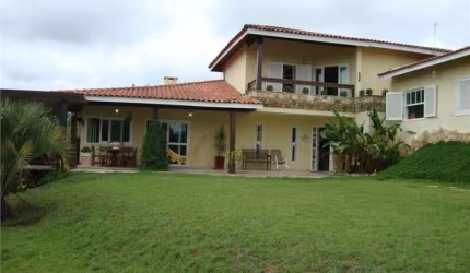 BELÍSSIMA RESIDENCIA NO CONDOMÍNIO VILLE CHAMONIS - ITATIBA/SP