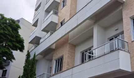 Apartamento de 2 dorms - proximo à Pça Santa Terezinha