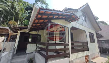 Casa com 3 quartos à venda no Valparaíso, Blumenau , 103 m2 por R$ 300.000