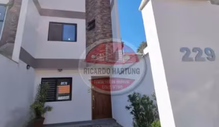 Casa com 3 quartos à venda em Água Verde, Blumenau , 151 m2 por R$ 600.000
