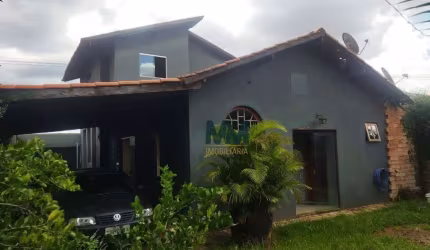 Casa com 2 dormitórios à venda, 158 m² por R$ 350.000,00 - Jardim Belo Horizonte - Uberaba/MG