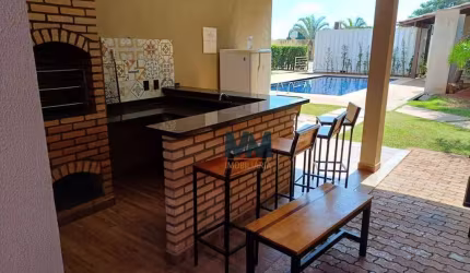 Apartamento com 3 dormitórios à venda, 68 m² por R$ 360.000 - Olinda - Uberaba/MG